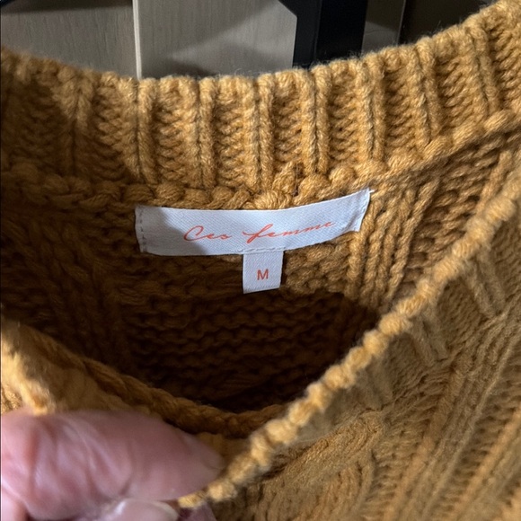 Ces Femme Mustard Cable Knit Sweater - Picture 4 of 4
